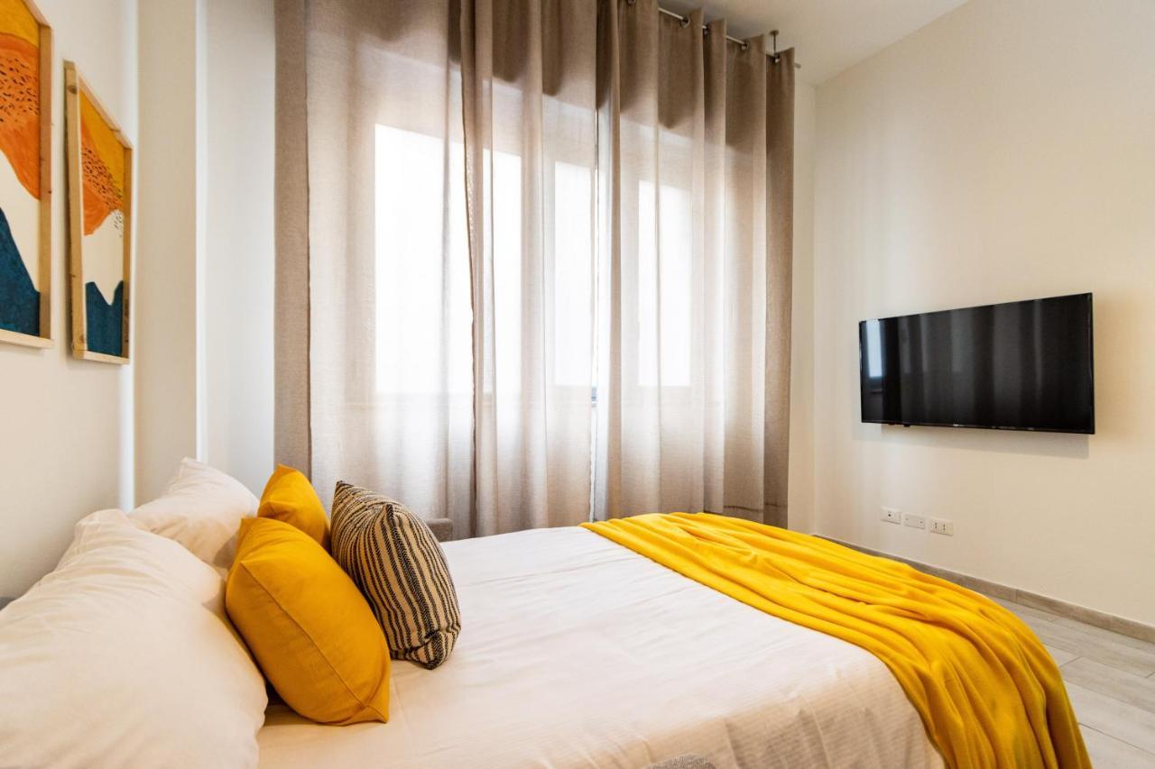 Duomo A 20Minuti Comfort, Suite Vicino Aeroporto ミラノ エクステリア 写真